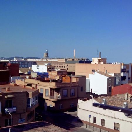 Piso Compartido Cerca De La Universidad Ceu Moncada Esterno foto